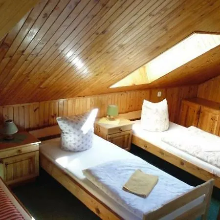 Agrohotelik-gospodarstwo Agroturystyczne *